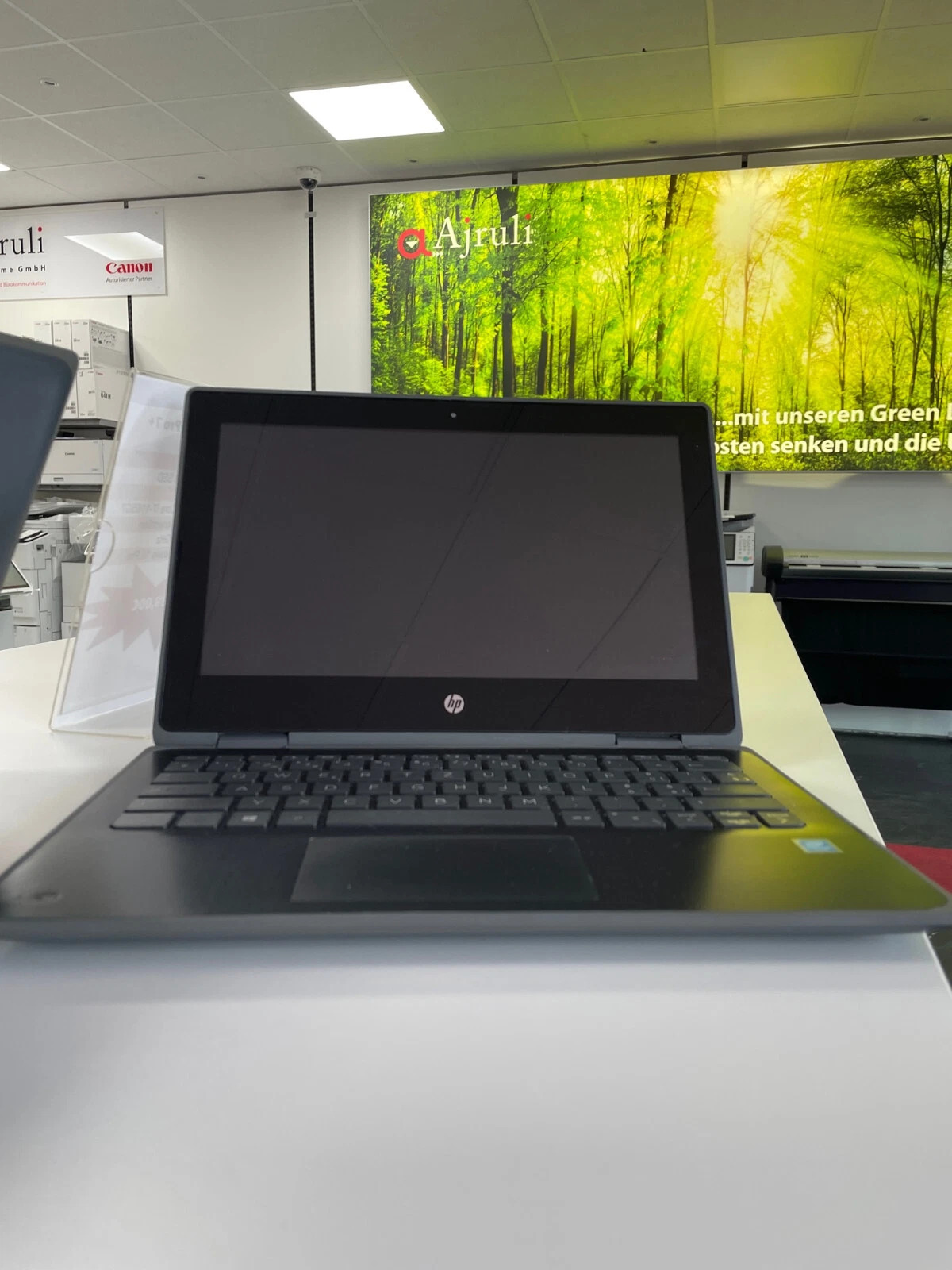 hp-probook-11-g5-front-view